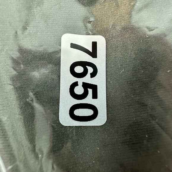 Lululemon Pants Womens Medium Green Straight Leg MidRise Pant Luxtreme Olive - Picture 13 of 13